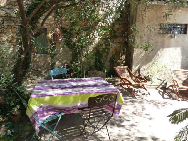 Domaine Chanoine Rambert Saint-Andre-d'Olerargues Dış mekan fotoğraf